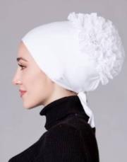 kaymaz fırfırlı bone beyaz